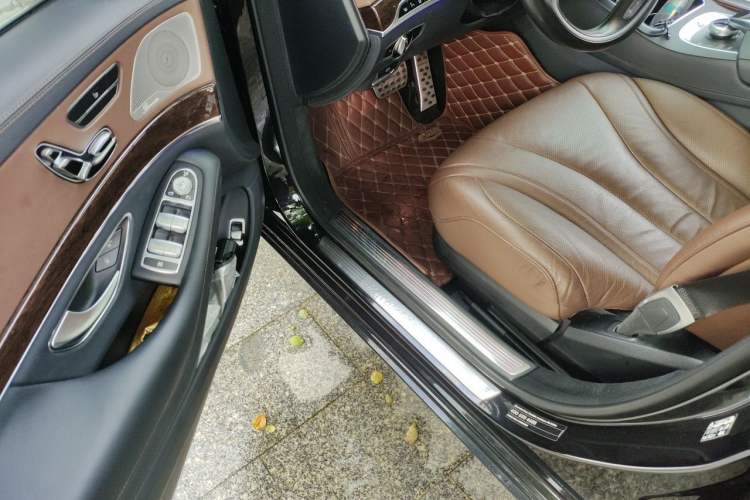 Used Mercedes-Benz S-Class 2017 S 320 L Business Model Driver Seat