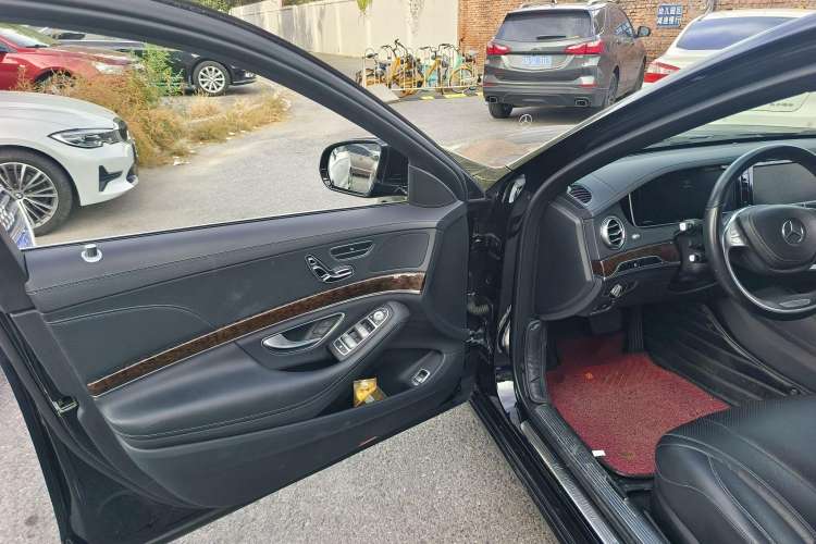 Used Mercedes-Benz S-Class 2017 S 320 L Business Upgrade Edition Driver Seat