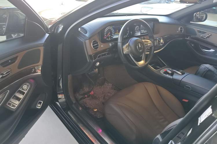 Used Mercedes-Benz S-Class 2017 S 320 L Business Model Driver Seat