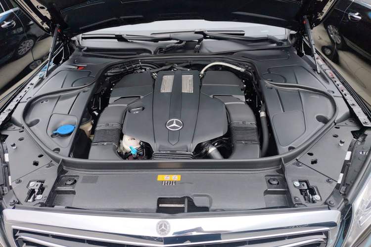 Used Mercedes-Benz S-Class 2017 S 320 L Business Model Engine Bay