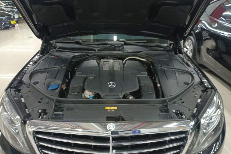 Used Mercedes-Benz S-Class 2017 S 320 L Business Model Engine Bay