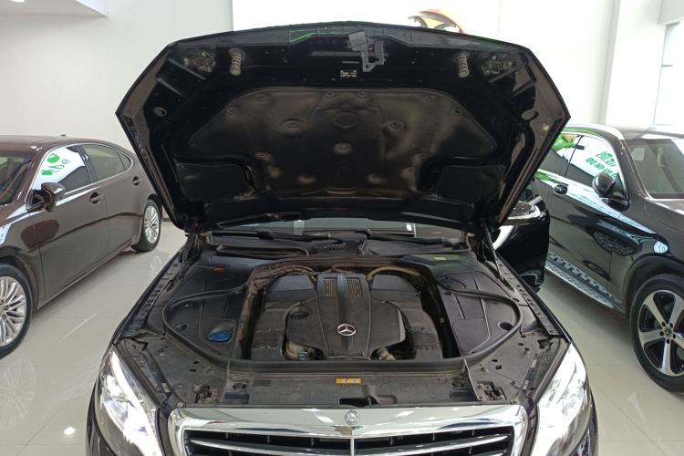 Used Mercedes-Benz S-Class 2017 S 320 L Business Model Engine Bay