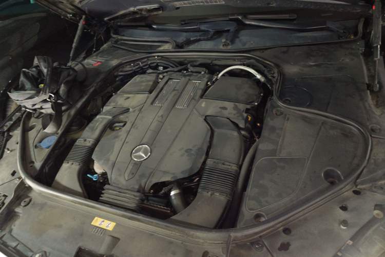 Used Mercedes-Benz S-Class 2017 S 320 L Business Model Engine Bay