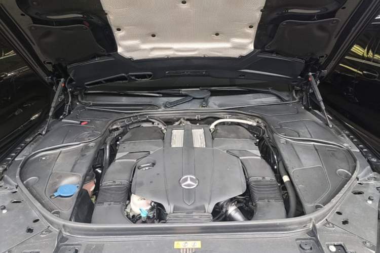 Used Mercedes-Benz S-Class 2017 S 320 L Business Model Engine Bay