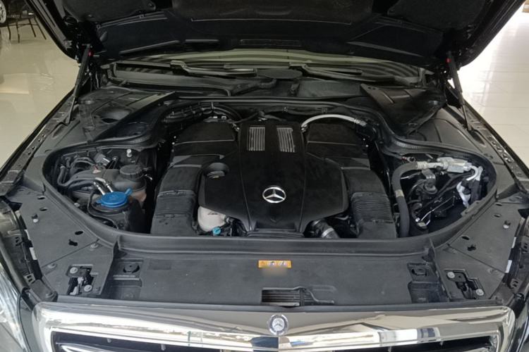 Used Mercedes-Benz S-Class 2017 S 320 L Business Model Engine Bay
