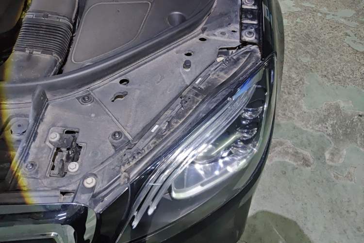 Used Mercedes-Benz S-Class 2017 S 320 L Business Upgrade Edition Engine Bay Left