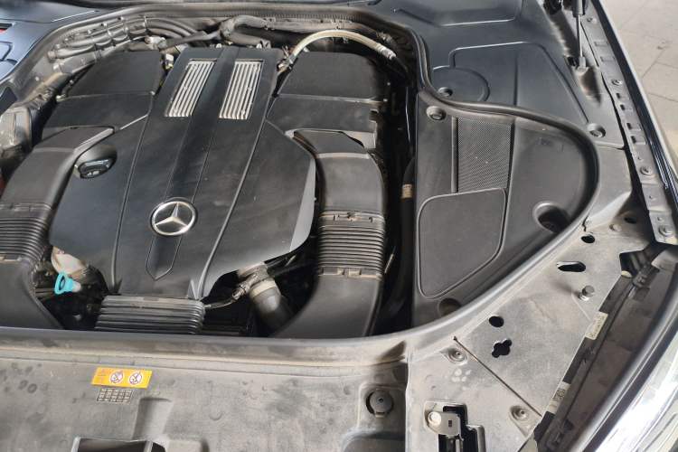 Used Mercedes-Benz S-Class 2017 S 320 L Business Model Engine Bay Left