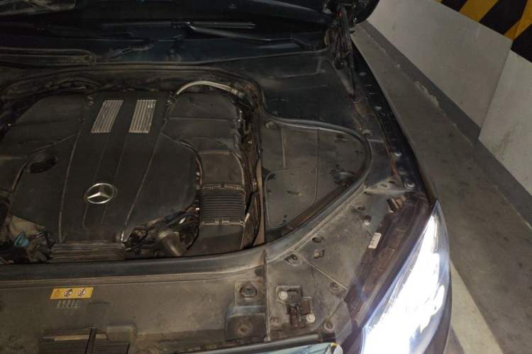 Used Mercedes-Benz S-Class 2017 S 400 L Engine Bay Left