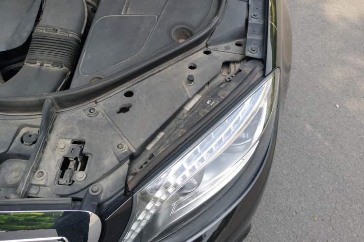 Used Mercedes-Benz S-Class 2017 S 400 L 4MATIC Engine Bay Left