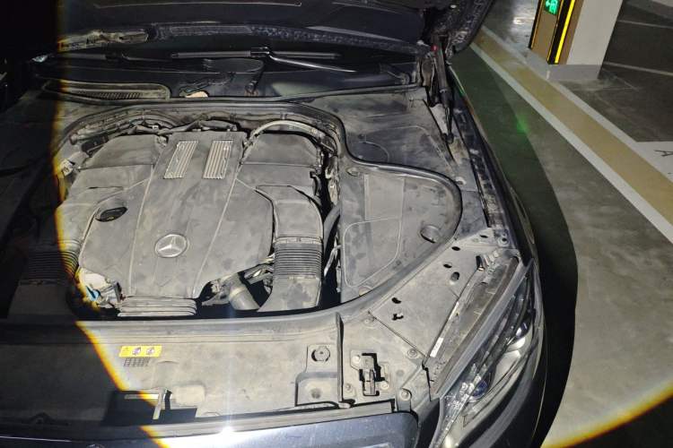 Used Mercedes-Benz S-Class 2017 S 320 L Luxury Model Engine Bay Left