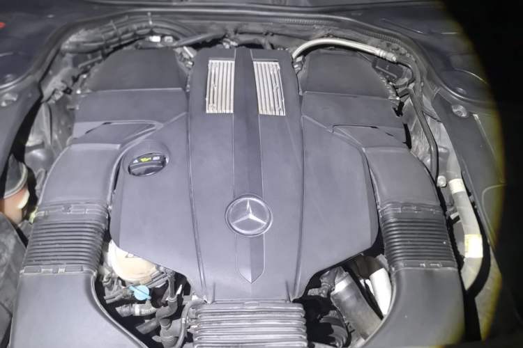 Used Mercedes-Benz S-Class 2017 S 320 L Business Model Engine Bay