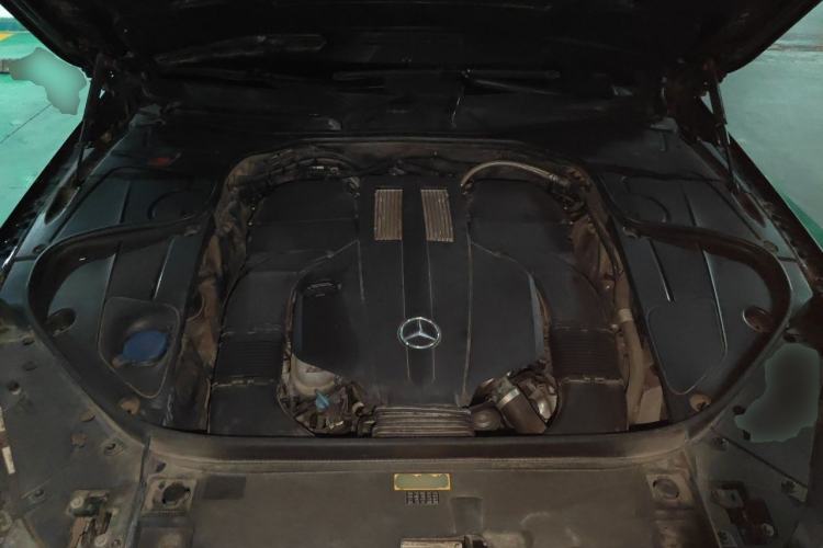 Used Mercedes-Benz S-Class 2017 S 320 L Business Model Engine Bay