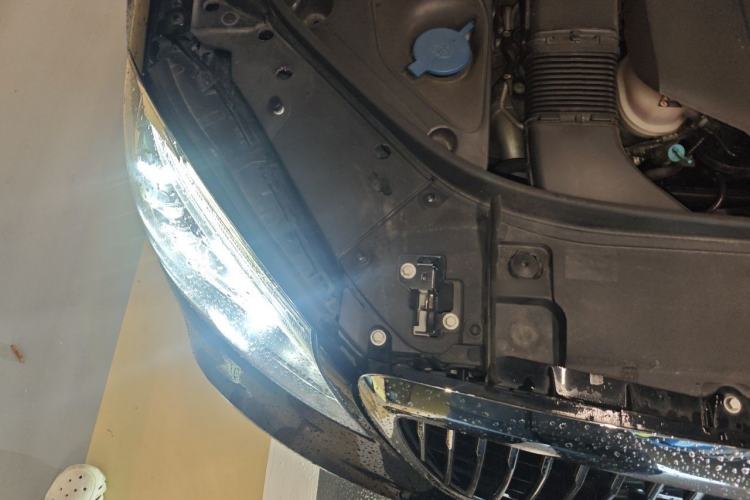 Used Mercedes-Benz S-Class 2017 S 320 L Business Model Engine Bay Right