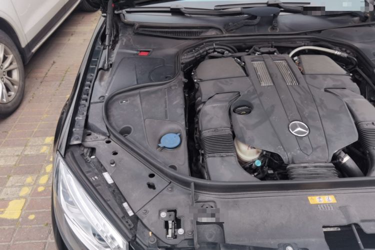 Used Mercedes-Benz S-Class 2017 S 320 L Luxury Model Engine Bay Right