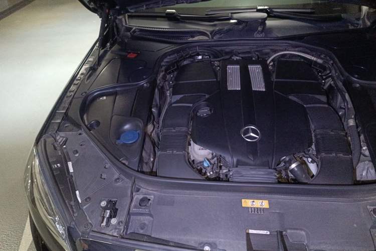 Used Mercedes-Benz S-Class 2017 S 320 L Business Model Engine Bay Right