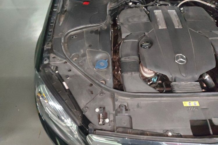 Used Mercedes-Benz S-Class 2017 S 320 L Business Model Engine Bay Right