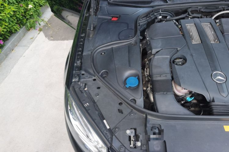Used Mercedes-Benz S-Class 2017 S 320 L Luxury Model Engine Bay Right