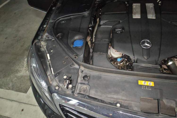 Used Mercedes-Benz S-Class 2017 S 320 L Business Model Engine Bay Right