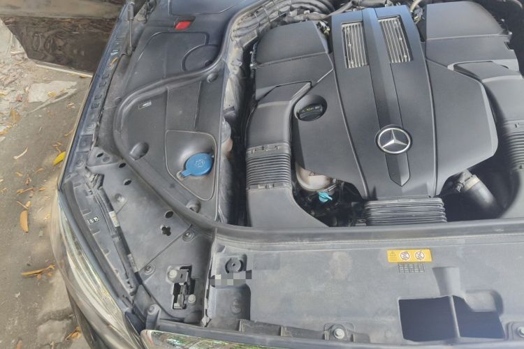 Used Mercedes-Benz S-Class 2017 S 400 L Engine Bay Right