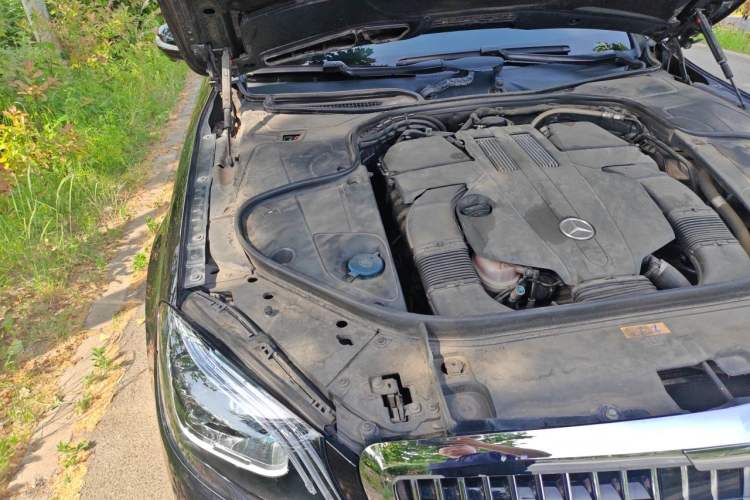 Used Mercedes-Benz S-Class 2017 S 320 L Business Upgrade Edition Engine Bay Right