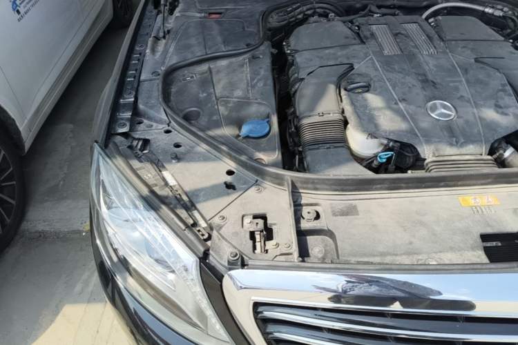 Used Mercedes-Benz S-Class 2017 S 320 L Business Model Engine Bay Right
