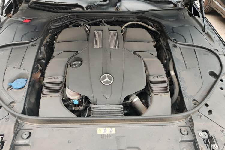 Used Mercedes-Benz S-Class 2017 S 320 L Business Model Engine Bay