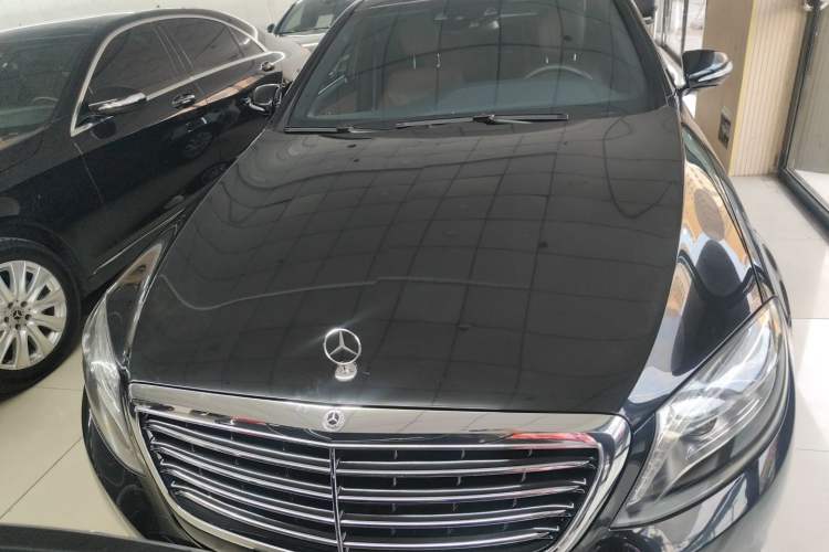 Used Mercedes-Benz S-Class 2017 S 320 L Business Model Exterior 1
