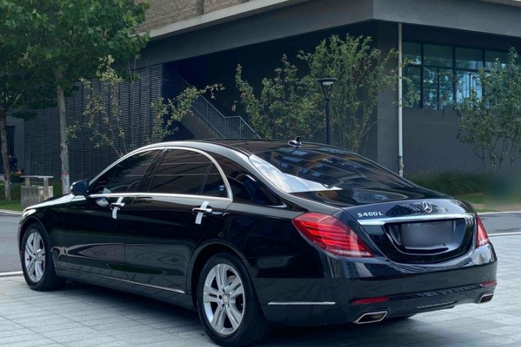 Used Mercedes-Benz S-Class 2017 S 320 L Luxury Model Exterior 3
