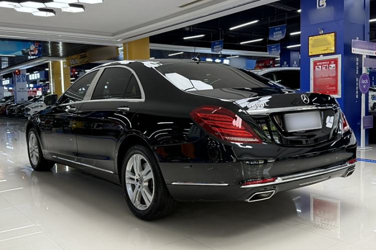 Used Mercedes-Benz S-Class 2017 S 320 L Luxury Model Exterior 3