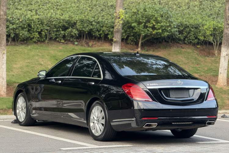 Used Mercedes-Benz S-Class 2017 S 320 L Business Model Exterior 3