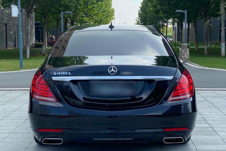 Used Mercedes-Benz S-Class 2017 S 320 L Luxury Model Exterior 4