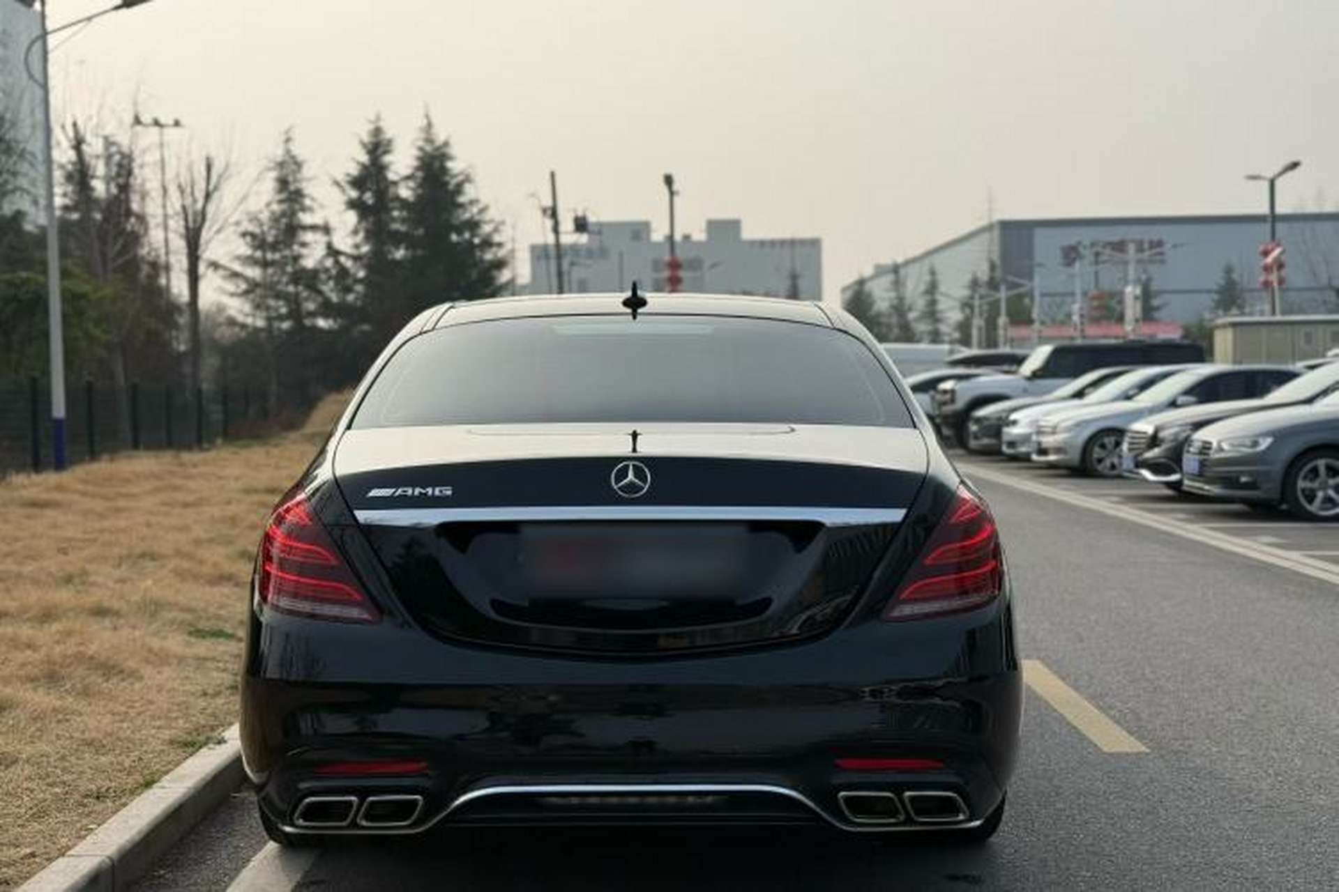 Used Mercedes-Benz S-Class 2017 S 320 L Business Model Exterior 4