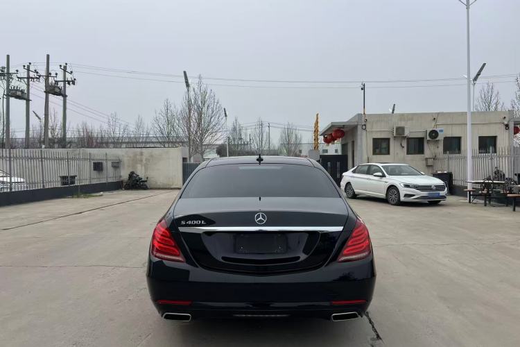 Used Mercedes-Benz S-Class 2017 S 400 L Exterior 4
