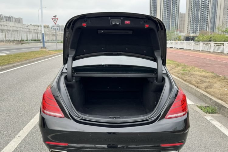 Used Mercedes-Benz S-Class 2017 S 320 L Business Model Exterior 5
