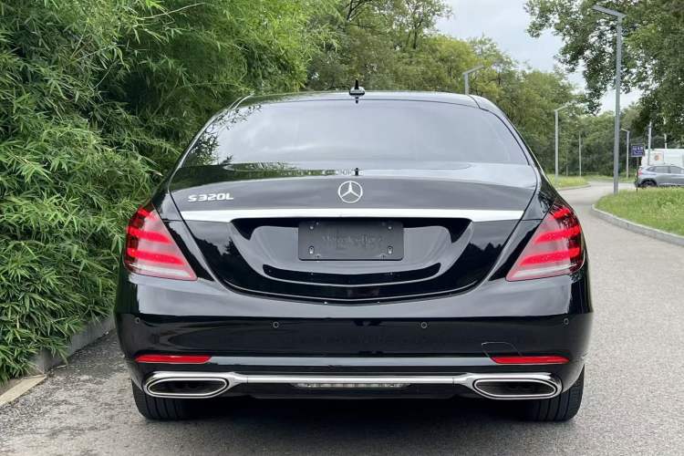 Used Mercedes-Benz S-Class 2017 S 320 L Business Model Exterior 5