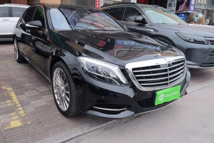 Used Mercedes-Benz S-Class 2017 S 320 L Luxury Model Front Right 45 Deg