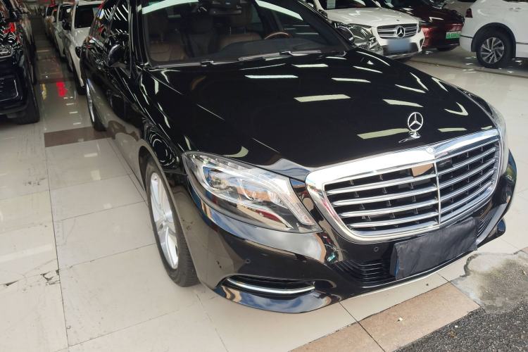 Used Mercedes-Benz S-Class 2017 S 320 L Luxury Model Front Right 45 Deg