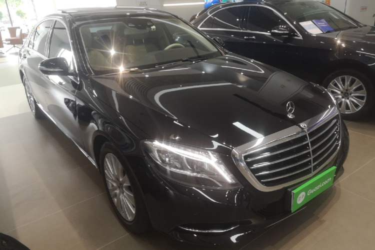 Used Mercedes-Benz S-Class 2017 S 320 L Business Upgrade Edition Front Right 45 Deg