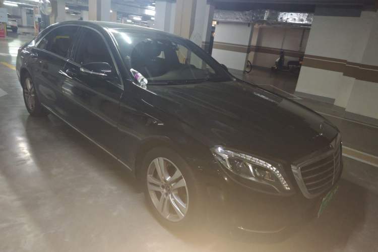 Used Mercedes-Benz S-Class 2017 S 320 L Luxury Model Front Right 45 Deg