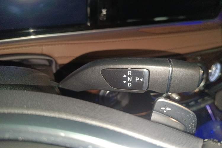Used Mercedes-Benz S-Class 2017 S 320 L Business Model Gear Lever