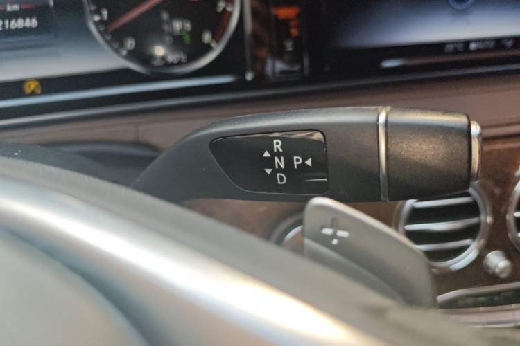 Used Mercedes-Benz S-Class 2017 S 320 L Luxury Model Gear Lever