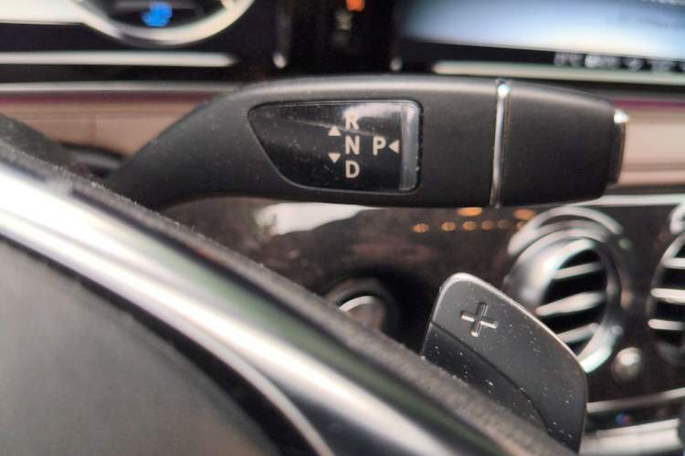Used Mercedes-Benz S-Class 2017 S 400 L 4MATIC Gear Lever