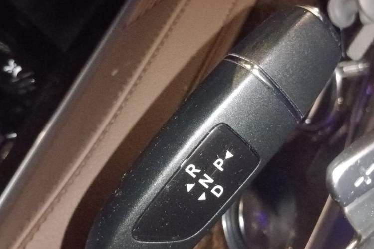 Used Mercedes-Benz S-Class 2017 S 320 L Business Upgrade Edition Gear Lever