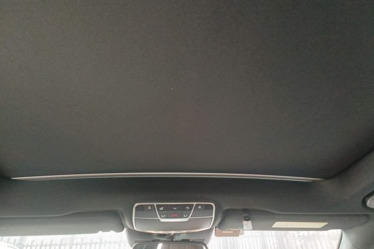 Used Mercedes-Benz S-Class 2017 S 320 L Luxury Model Headliner