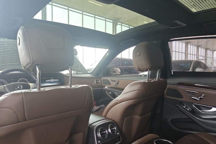 Used Mercedes-Benz S-Class 2017 S 320 L Business Model Headliner