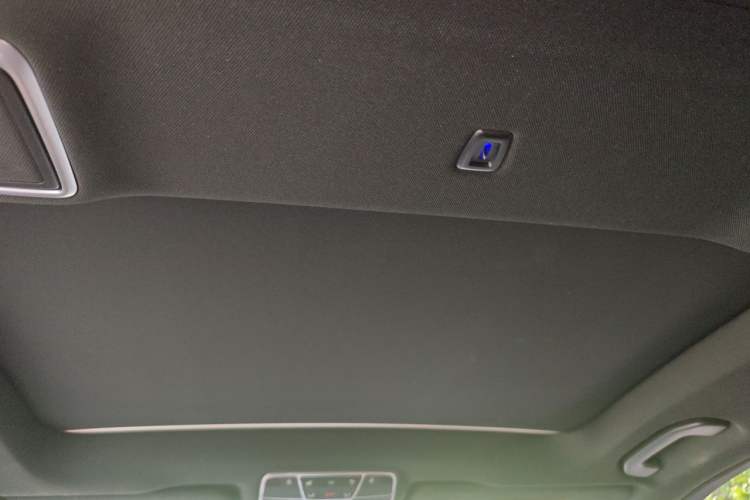 Used Mercedes-Benz S-Class 2017 S 320 L Luxury Model Headliner
