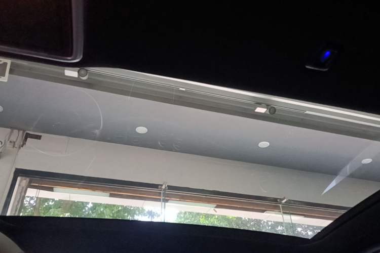 Used Mercedes-Benz S-Class 2017 S 320 L Business Model Headliner