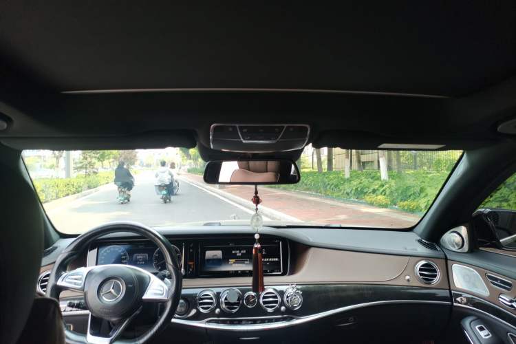 Used Mercedes-Benz S-Class 2017 S 400 L 4MATIC Headliner