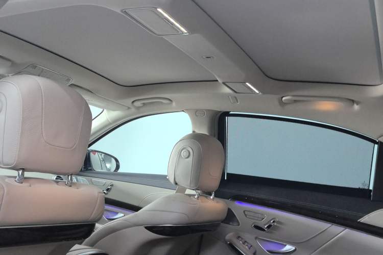 Used Mercedes-Benz S-Class 2017 S 400 L Headliner