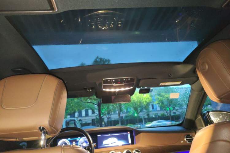 Used Mercedes-Benz S-Class 2017 S 320 L Business Model Headliner